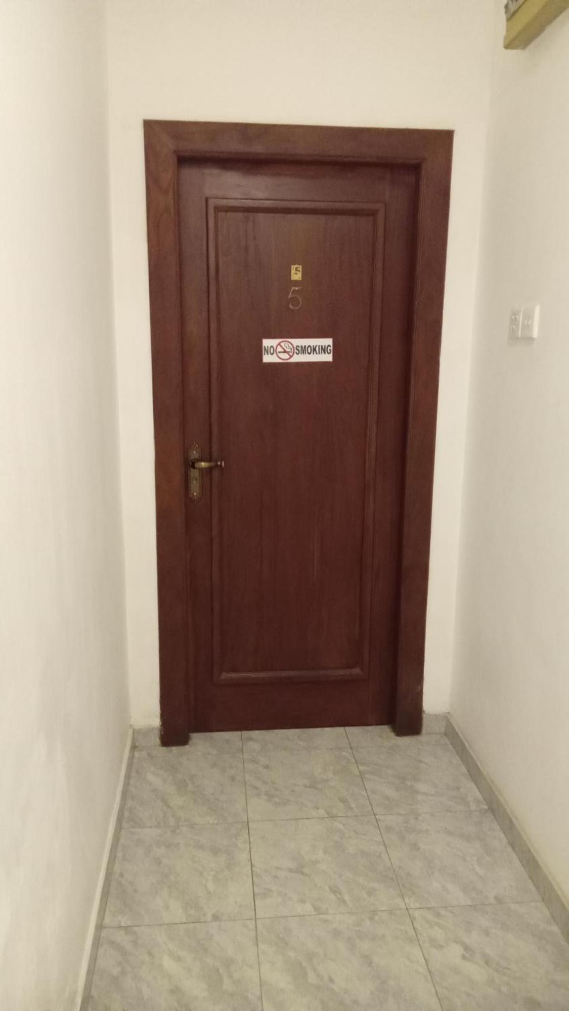 Villaflorence Kadawatha Bagian luar foto
